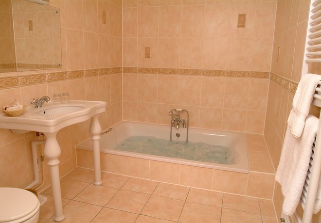 Imagen de la habitación del Hotel Esseborne Manor. Foto 9