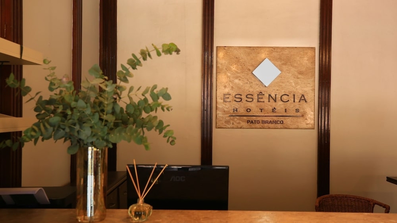 Imagen de los interiores del Hotel Ess&ecirc;ncia Pato Branco. Foto 14