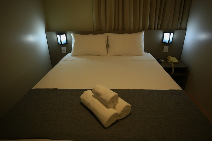 Imagen de la habitación del Hotel Ess&ecirc;ncia Pato Branco. Foto 9