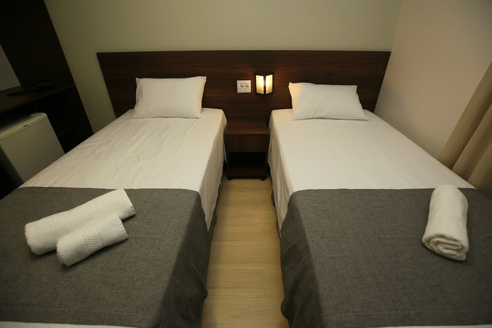 Imagen de la habitación del Hotel Ess&ecirc;ncia Pato Branco. Foto 11