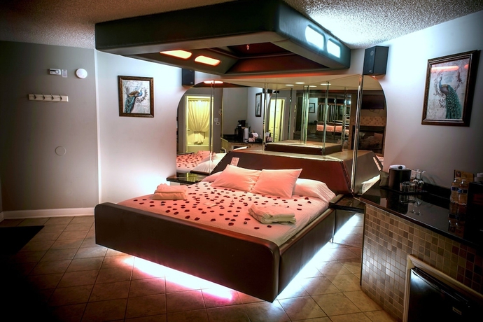 Imagen de la habitación del Hotel Essence Suites. Foto 7