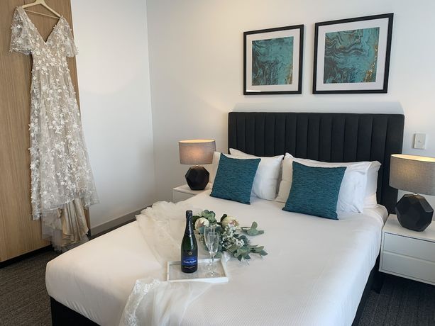 Imagen de la habitación del Hotel Essence Suites Taringa. Foto 17