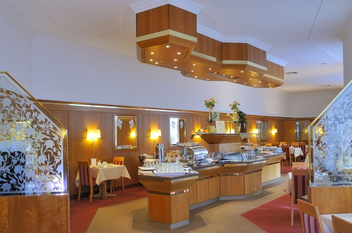 Imagen del bar/restaurante del Hotel Essener Hof Sure Collection By Best Western. Foto 5