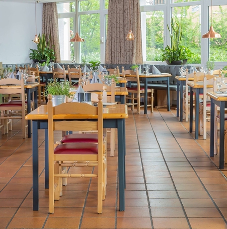 Imagen del bar/restaurante del Hotel Essential By Dorint Remscheid. Foto 6