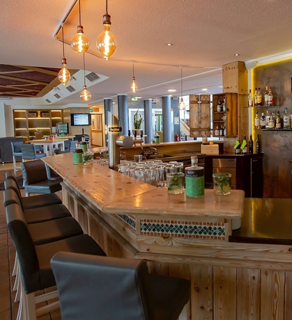 Imagen del bar/restaurante del Hotel Essential By Dorint Remscheid. Foto 10