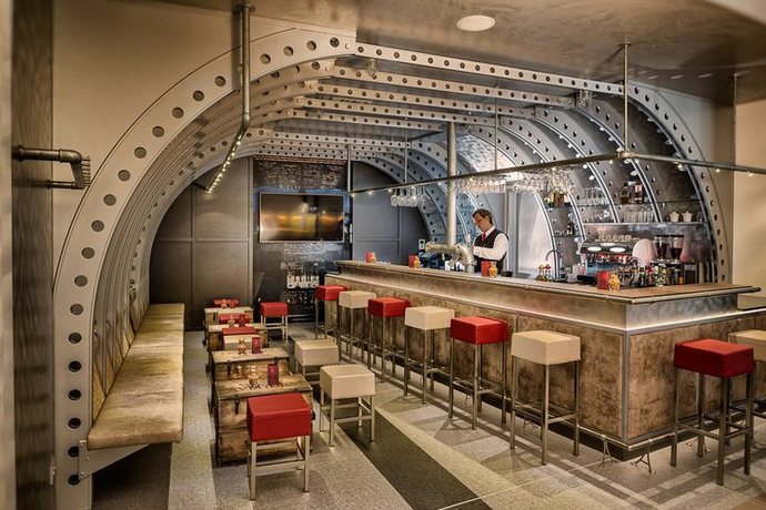 Imagen del bar/restaurante del Hotel Essential By Dorint Stuttgart/airport. Foto 5