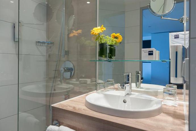 Imagen de la habitación del Hotel Essential By Dorint Stuttgart/airport. Foto 6