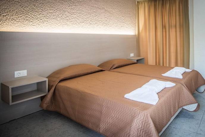 Imagen de la habitación del Hotel Essential Summer - Adults only. Foto 8