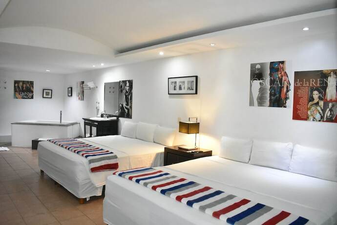 Imagen de la habitación del Hotel Essenzia de Cancun. Foto 18