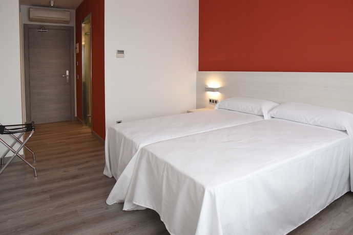 Imagen de la habitación del Hotel Esser. Foto 5