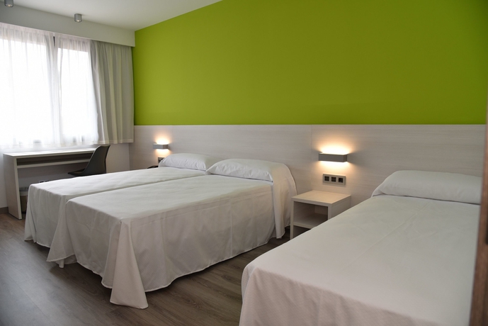 Imagen de la habitación del Hotel Esser. Foto 6