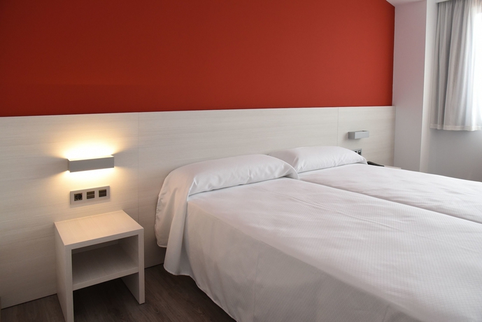 Imagen de la habitación del Hotel Esser. Foto 9