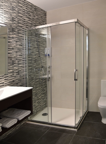 Imagen de la habitación del Hotel Esser. Foto 12