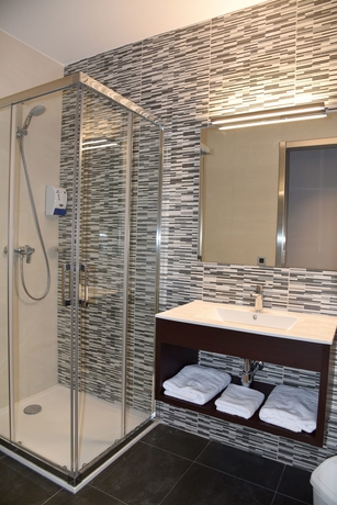 Imagen de la habitación del Hotel Esser. Foto 14