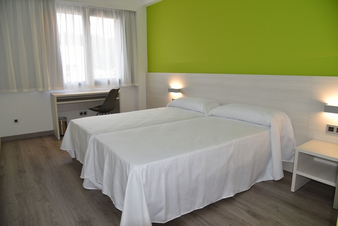 Imagen de la habitación del Hotel Esser. Foto 19