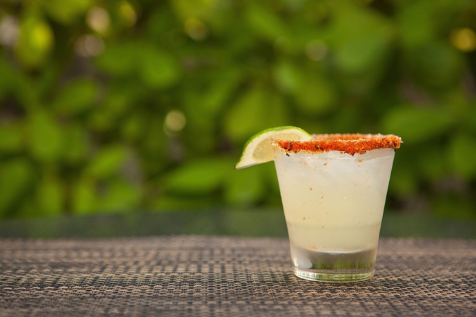 Imagen del bar/restaurante del Hotel Essex House By Clevelander. Foto 7