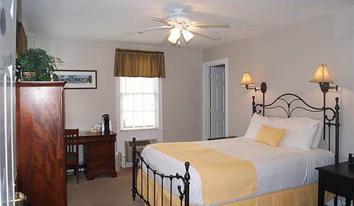 Imagen de la habitación del Hotel Essex Street Inn and Suites, Ascend Collection. Foto 7