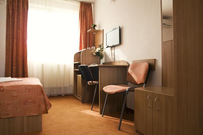 Imagen de la habitación del Hotel Est, Bucarest. Foto 6