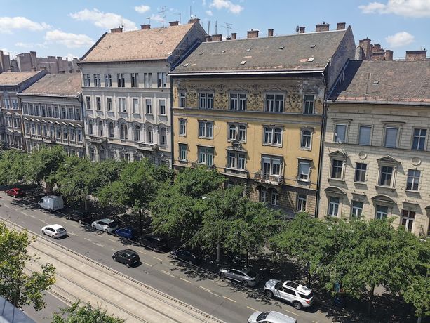 Imagen de la habitación del Hotel Est Grand Savoy. Foto 11