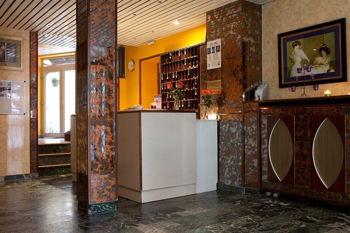 Imagen de los interiores del Hotel Est, París. Foto 13