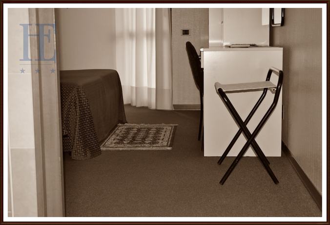 Imagen de la habitación del Hotel Est, Piombino. Foto 3