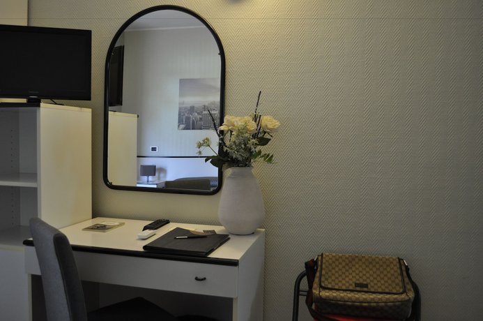 Imagen de la habitación del Hotel Est, Piombino. Foto 6