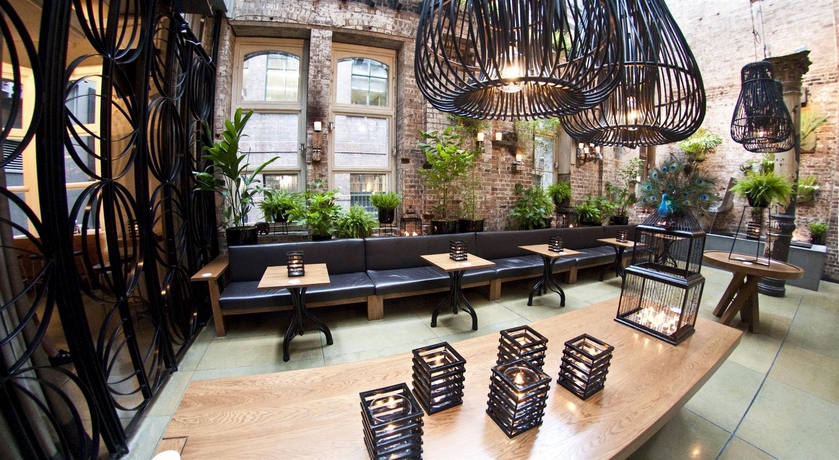 Imagen del bar/restaurante del Hotel Establishment. Foto 3