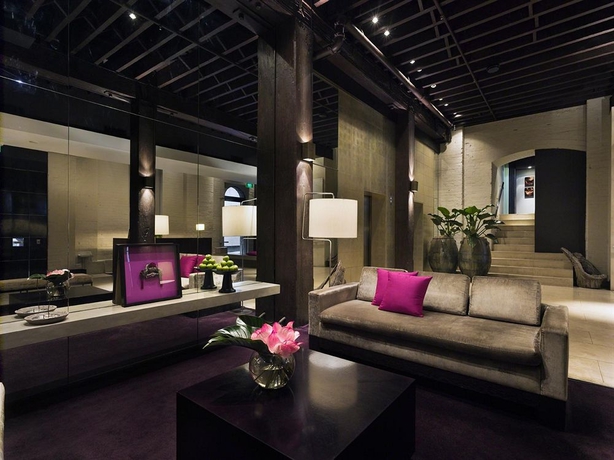 Imagen de los interiores del Hotel Establishment. Foto 13