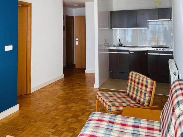 Imagen de la habitación del Hotel Estación de Montaña Manzaneda. Foto 6
