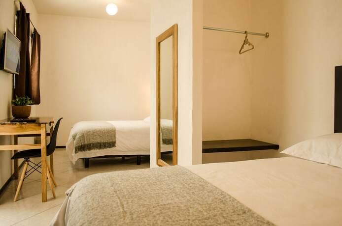 Imagen general del Hotel Estacion Alameda. Foto 1