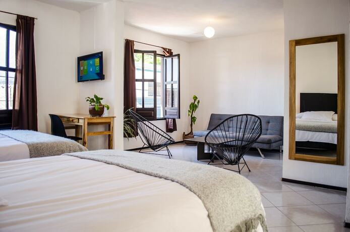 Imagen general del Hotel Estacion Alameda. Foto 5