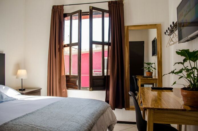 Imagen de la habitación del Hotel Estacion Alameda. Foto 17