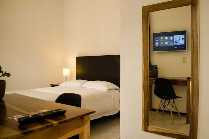 Imagen de la habitación del Hotel Estacion Alameda. Foto 18