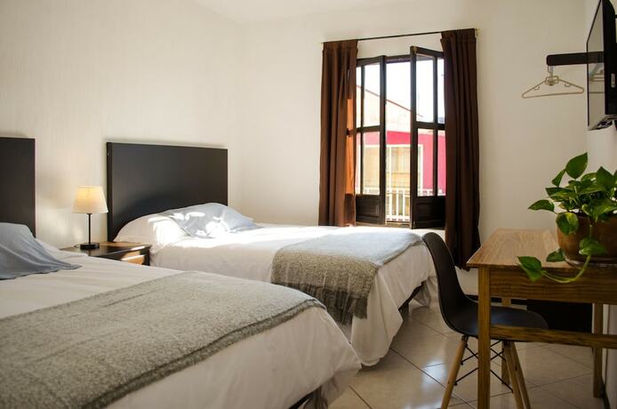 Imagen de la habitación del Hotel Estacion Alameda. Foto 19