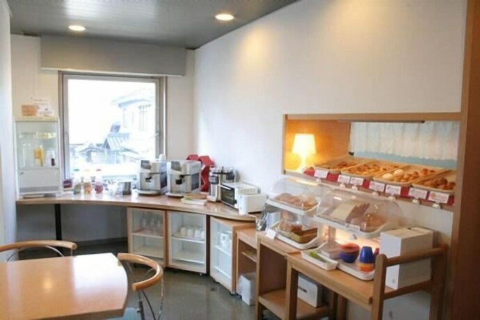 Imagen del bar/restaurante del Hotel Estacion Hikone. Foto 21