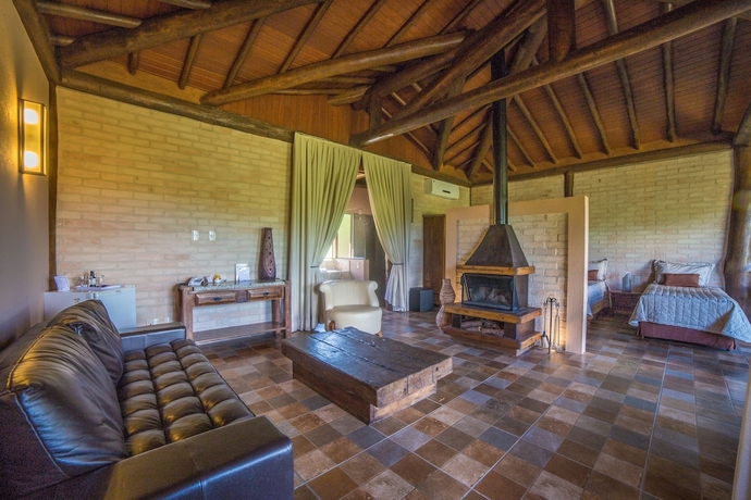 Imagen de la habitación del Hotel Est&acirc;ncia Atibainha. Foto 12