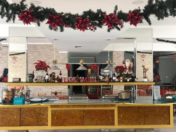 Imagen del bar/restaurante del Hotel Est&acirc;ncia, Po&ccedil;os de Caldas. Foto 11