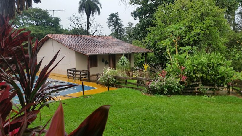 Imagen de la habitación del Hotel Est&acirc;ncia das Angolas - Inhotim. Foto 15