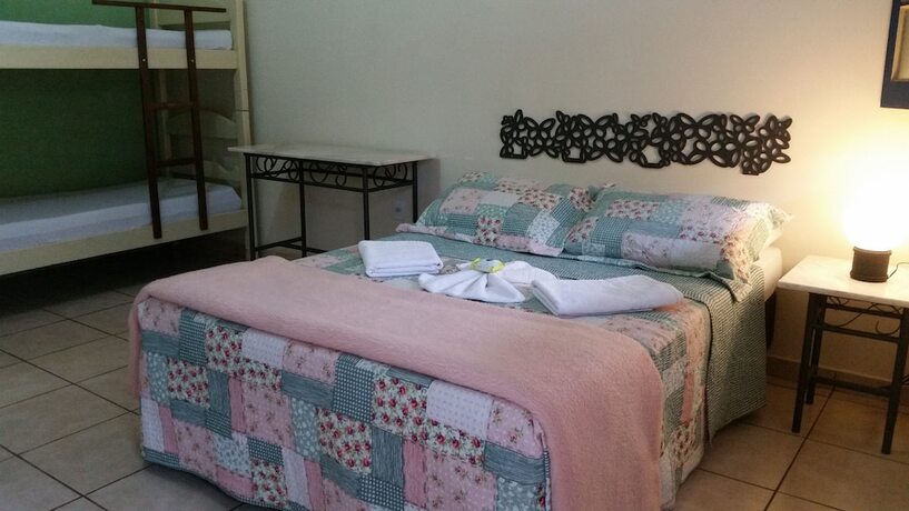 Imagen de la habitación del Hotel Est&acirc;ncia das Angolas - Inhotim. Foto 20