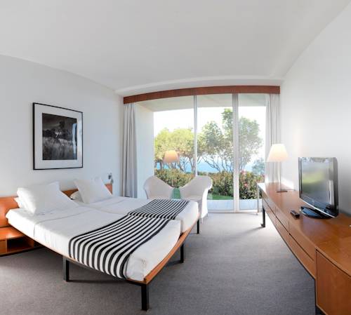 Imagen de la habitación del Hotel Estalagem Da Ponta Do Sol. Foto 5