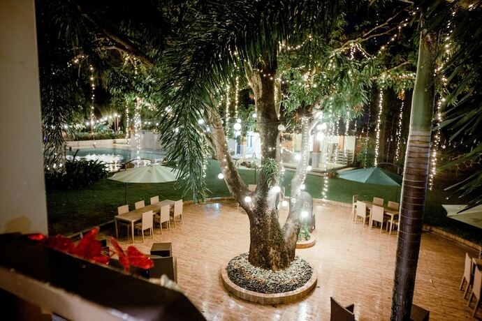 Imagen general del Hotel Estancia De Lorenzo Tarlac. Foto 9