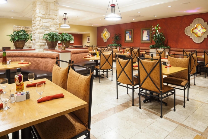 Imagen del bar/restaurante del Hotel Estancia Del Norte San Antonio, Tapestry Collection By Hilton. Foto 2