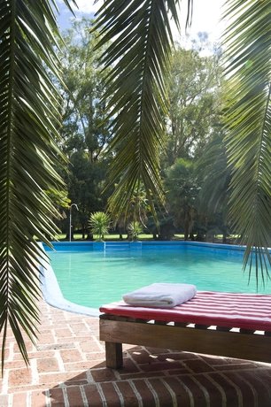 Imagen de la piscina del Hotel Estancia La Candelaria. Foto 19
