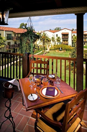 Imagen del bar/restaurante del Hotel Estancia La Jolla and Spa. Foto 6