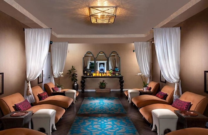 Imagen de la piscina del Hotel Estancia La Jolla and Spa. Foto 15