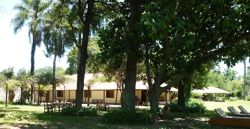 Imagen de los exteriores del Hotel Estancia La Rosita. Foto 10