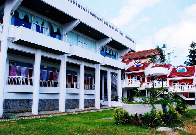 Imagen de los exteriores del Hotel Estancia Resort. Foto 8