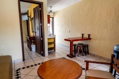 Imagen de la habitación del Hotel Estancia San Carlos Guayabitos. Foto 8