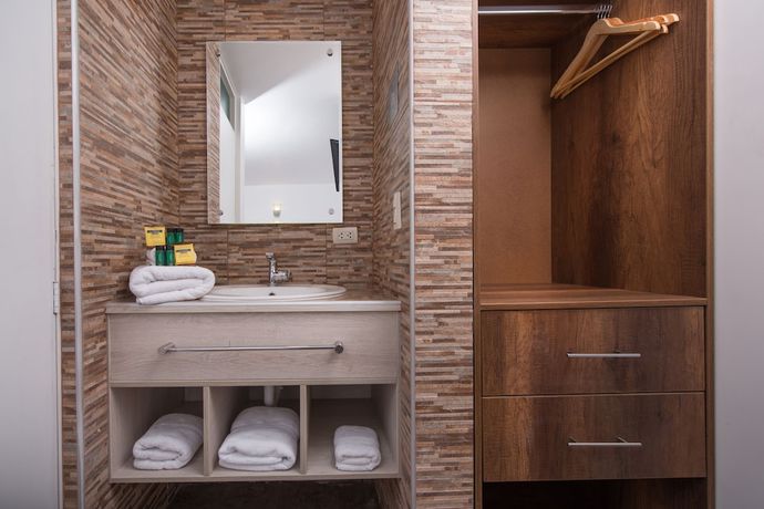 Imagen de la habitación del Hotel Estancia San Pedro. Foto 18
