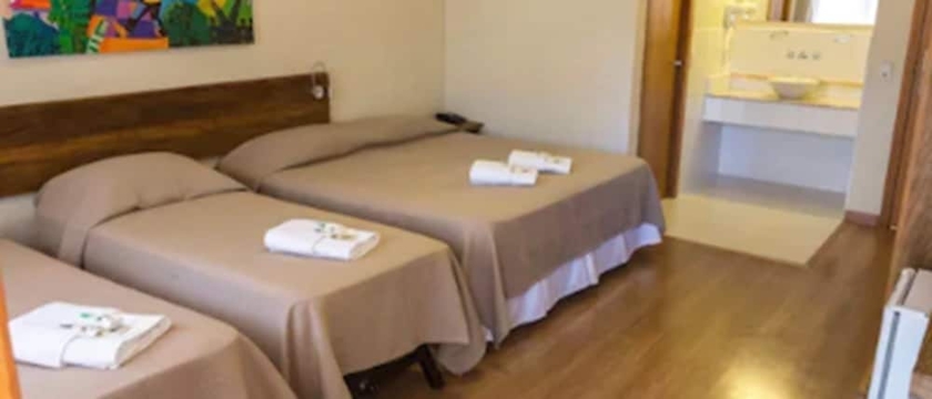 Imagen de la habitación del Hotel Estancia Santa Monica. Foto 2